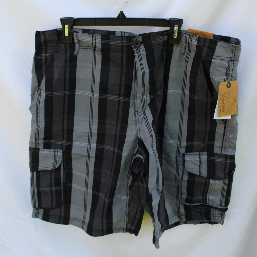NWT Company 81 Cargo Black Plaid Shorts Sz 40